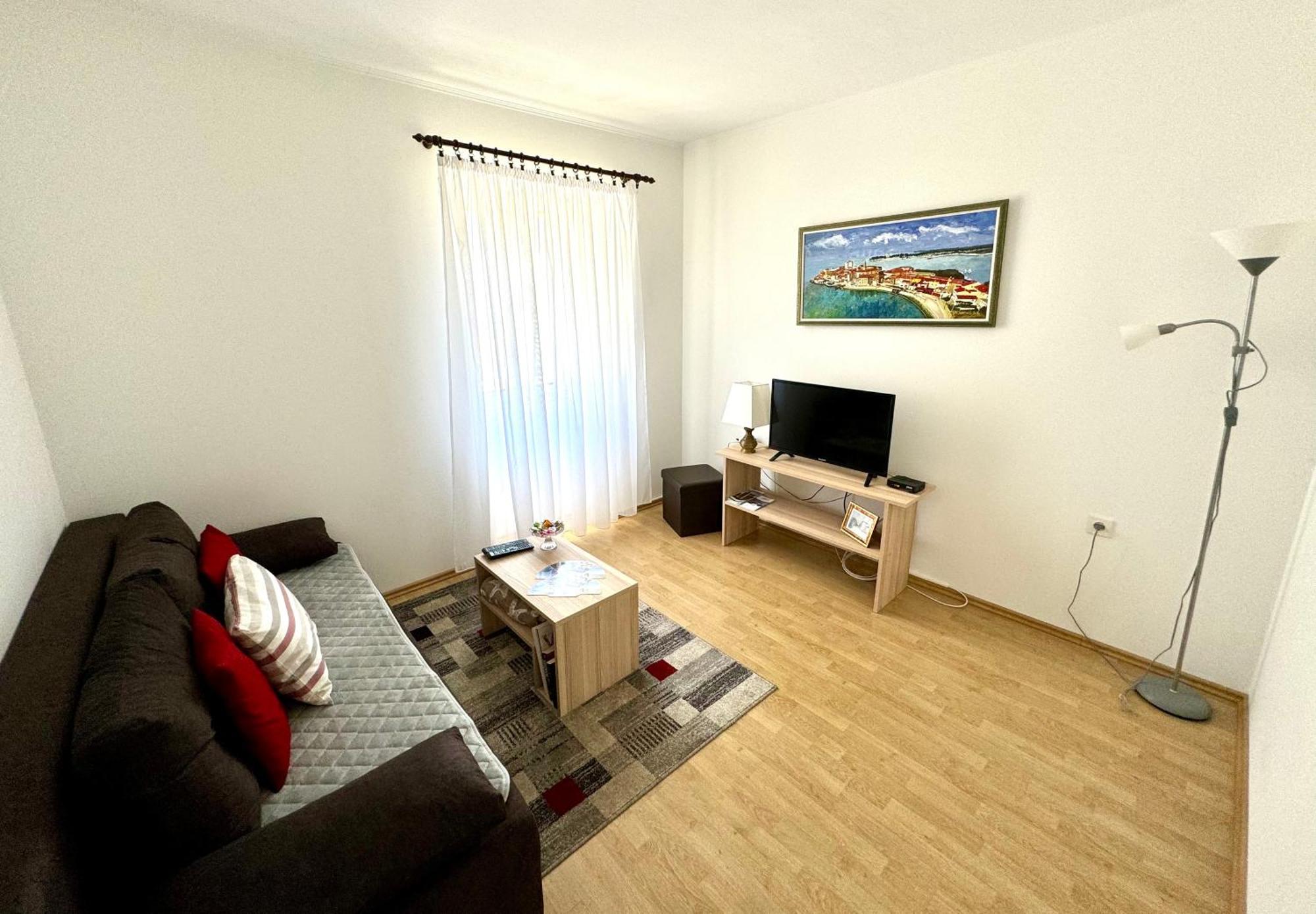Apartment Kontrada Umag Buitenkant foto