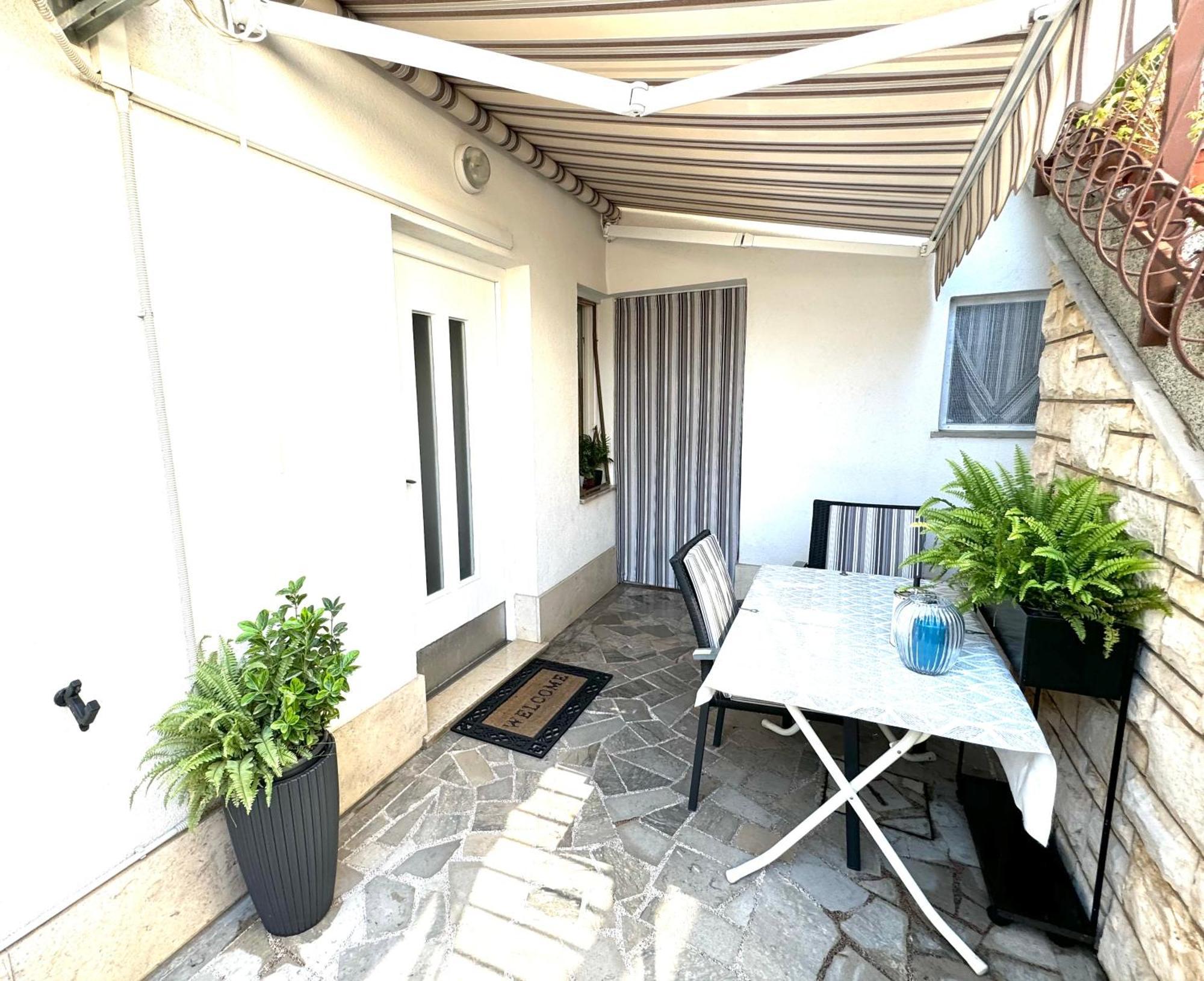 Apartment Kontrada Umag Buitenkant foto